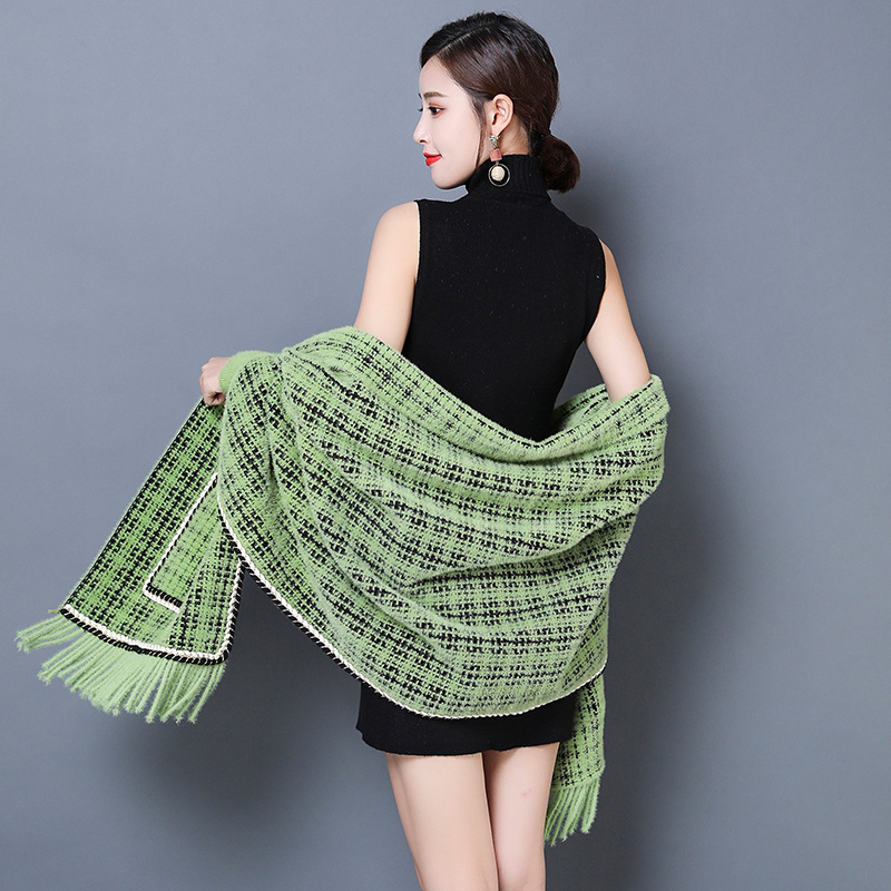 Fake Mink Shawl Plaid Tassel Cardigan Lady