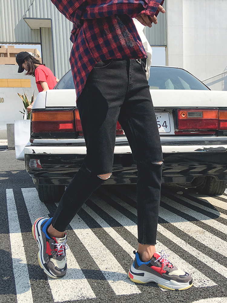 Nine-Point Knee Hole Jeans For Men Slim Korean Version