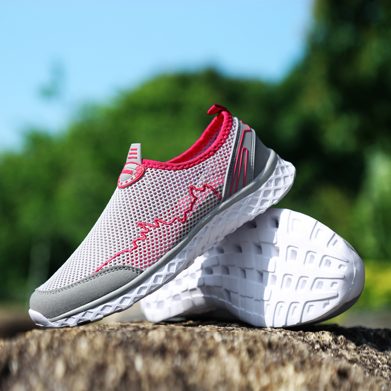 Net Shoes Men's Hollow Sole Breathable Men's Shoes Couple Mesh Lazy Shoes