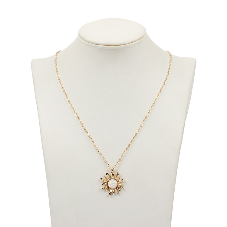 Creative Sun Flower Opal Choker Necklace Female Clavicle Chain