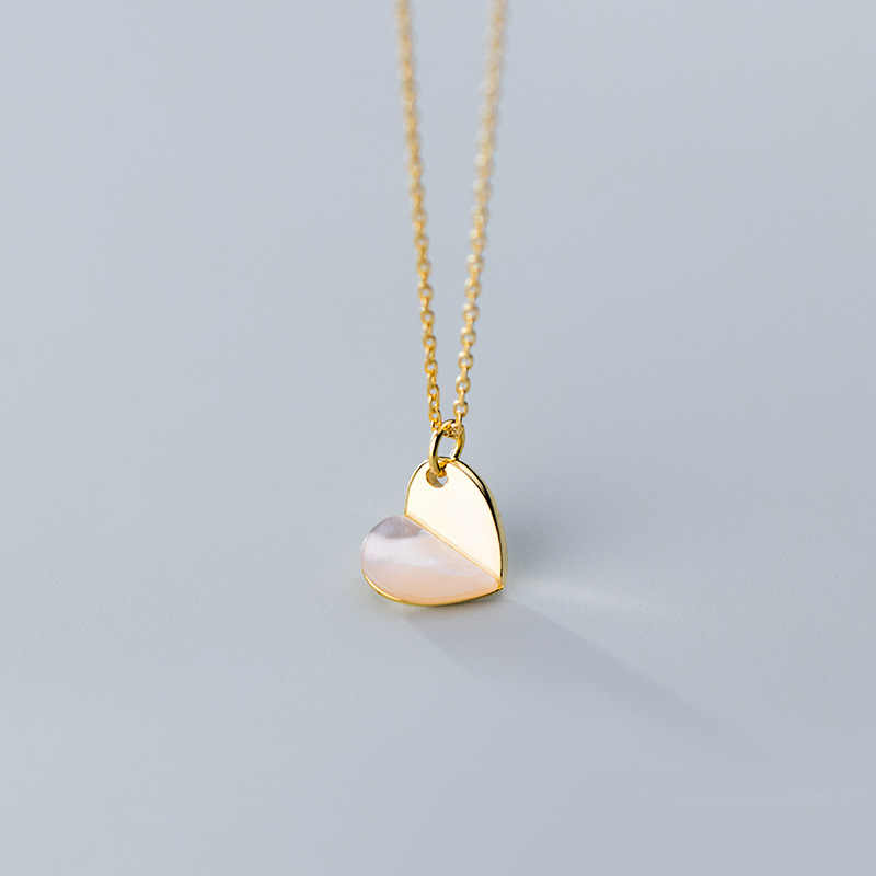 Lovely Simple Heart Shell Clavicle Chain Woman