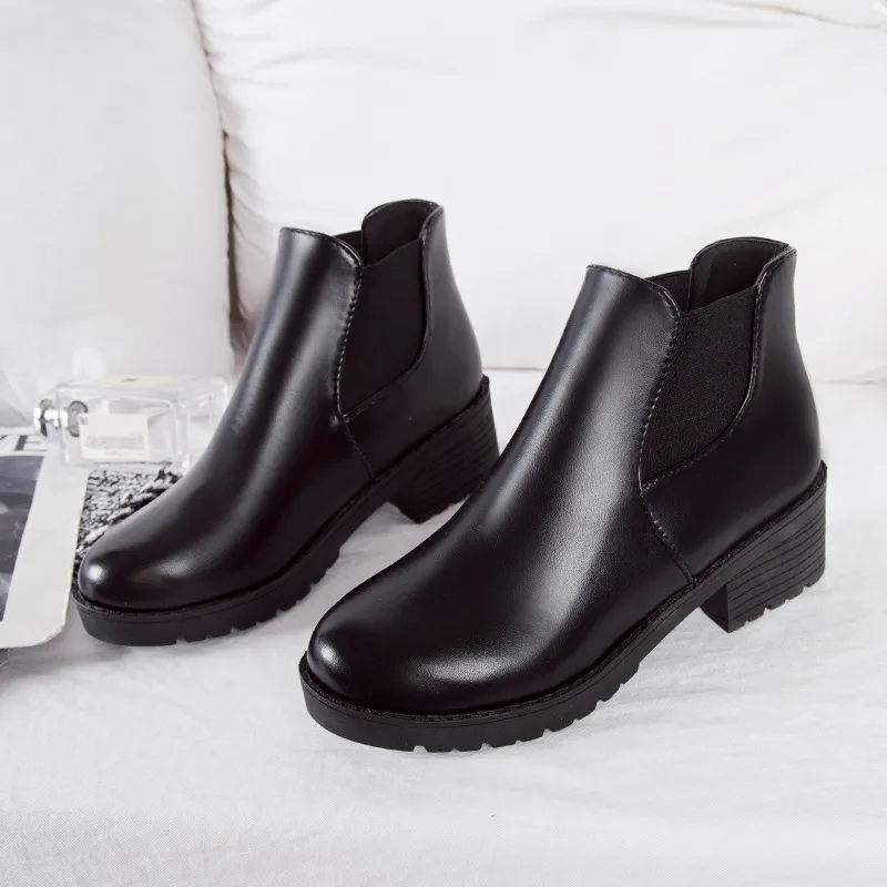 One Boot, Short Tube High Heels British Style - Black