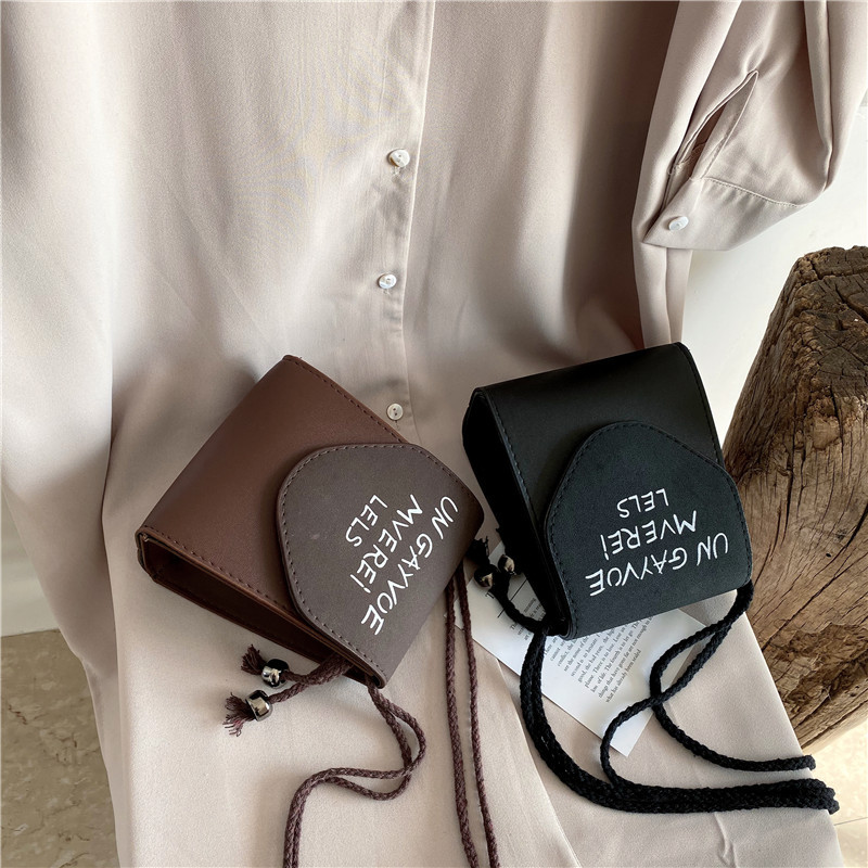 Wild One-shoulder Diagonal Retro Small Square Bag