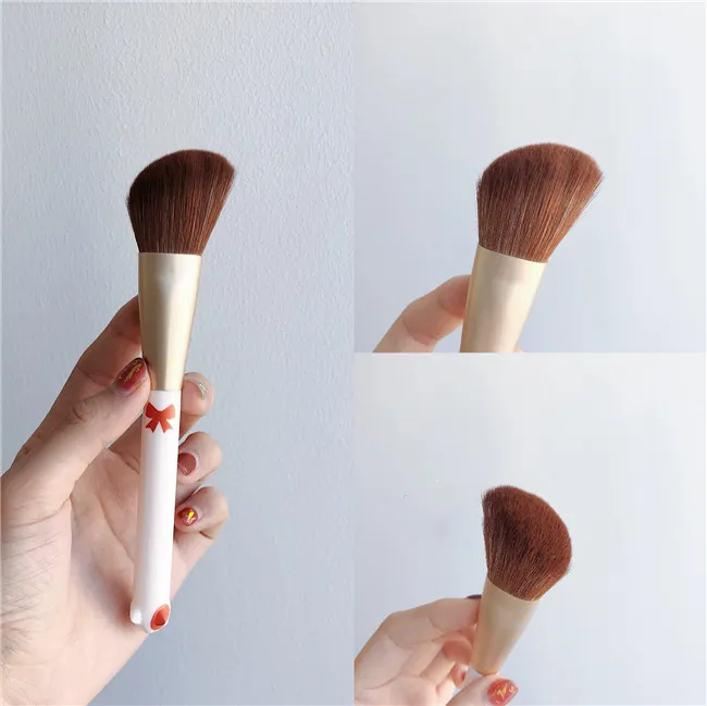 Super Soft Girly Heart Cute Cat Makeup Brush - Bevel Trimming Brush