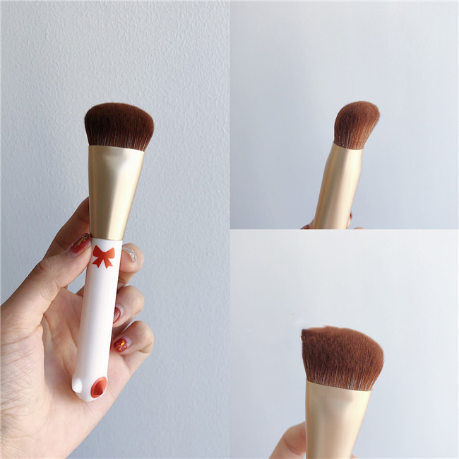Foundation Brush