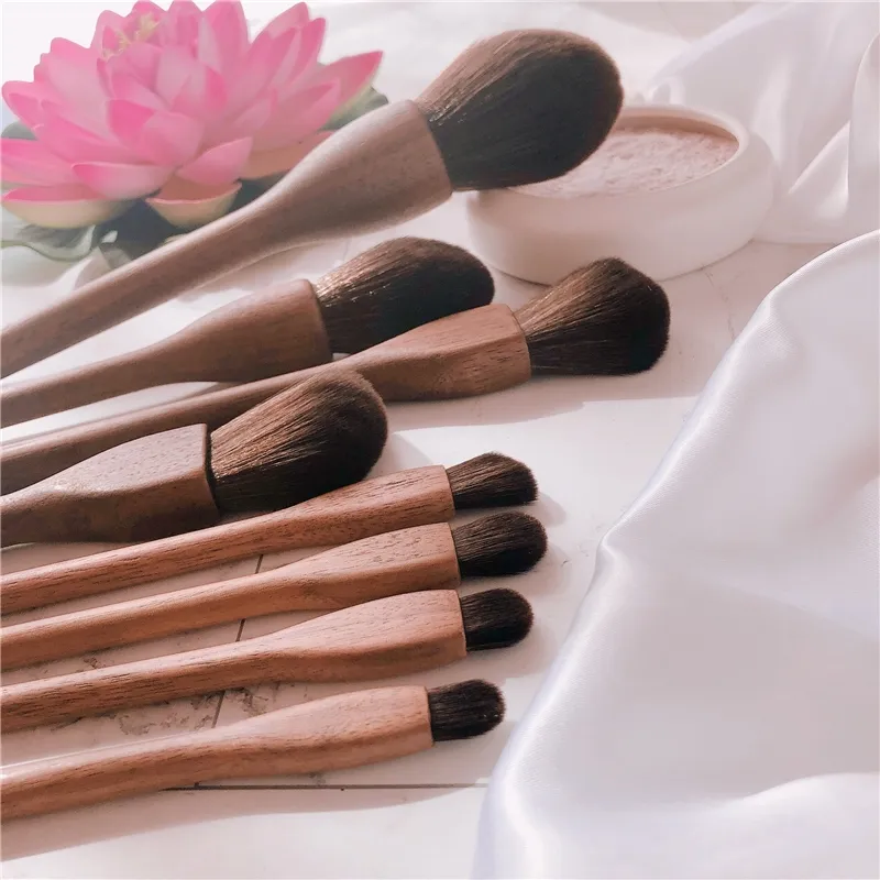 Wood Handle Makeup Brush Set Blush Eye
