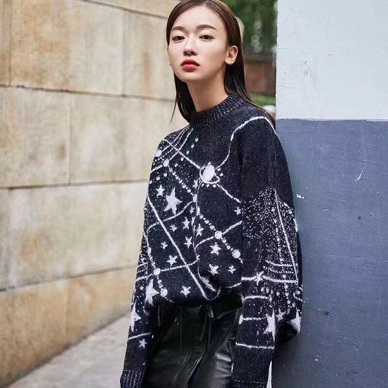 Five-Pointed Star Pattern Loose Knit Sweater