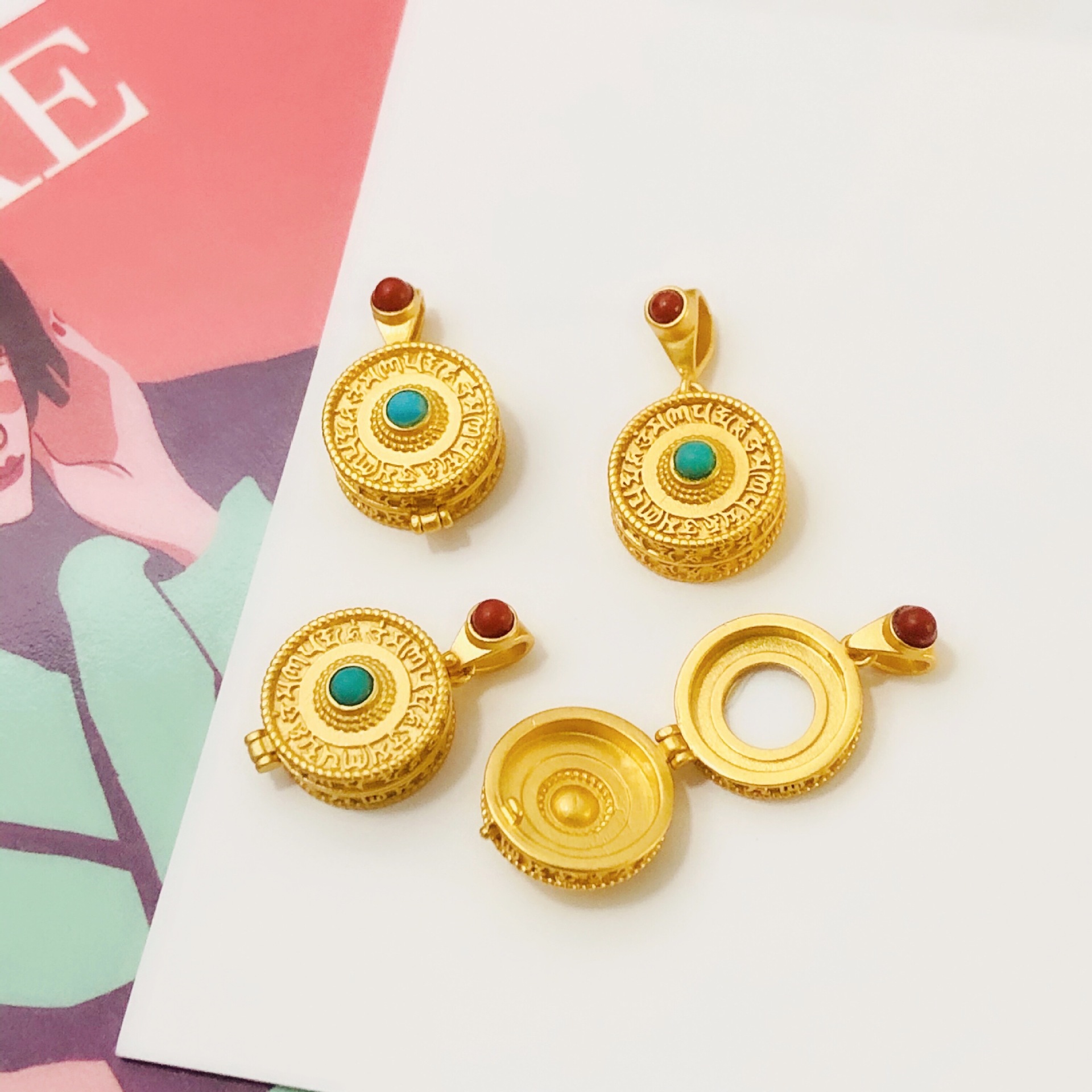 Turquoise Six Character Proverb Pendant Necklace