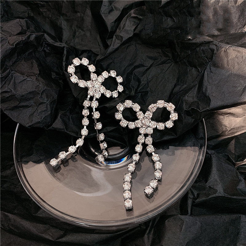 Women's Bow Long Glitter Diamond Tassel Earrings