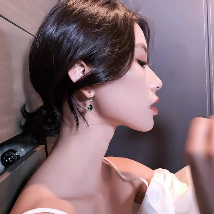 Silver Needle Emerald Drop Stud Earrings Exquisite Hypoallergenic