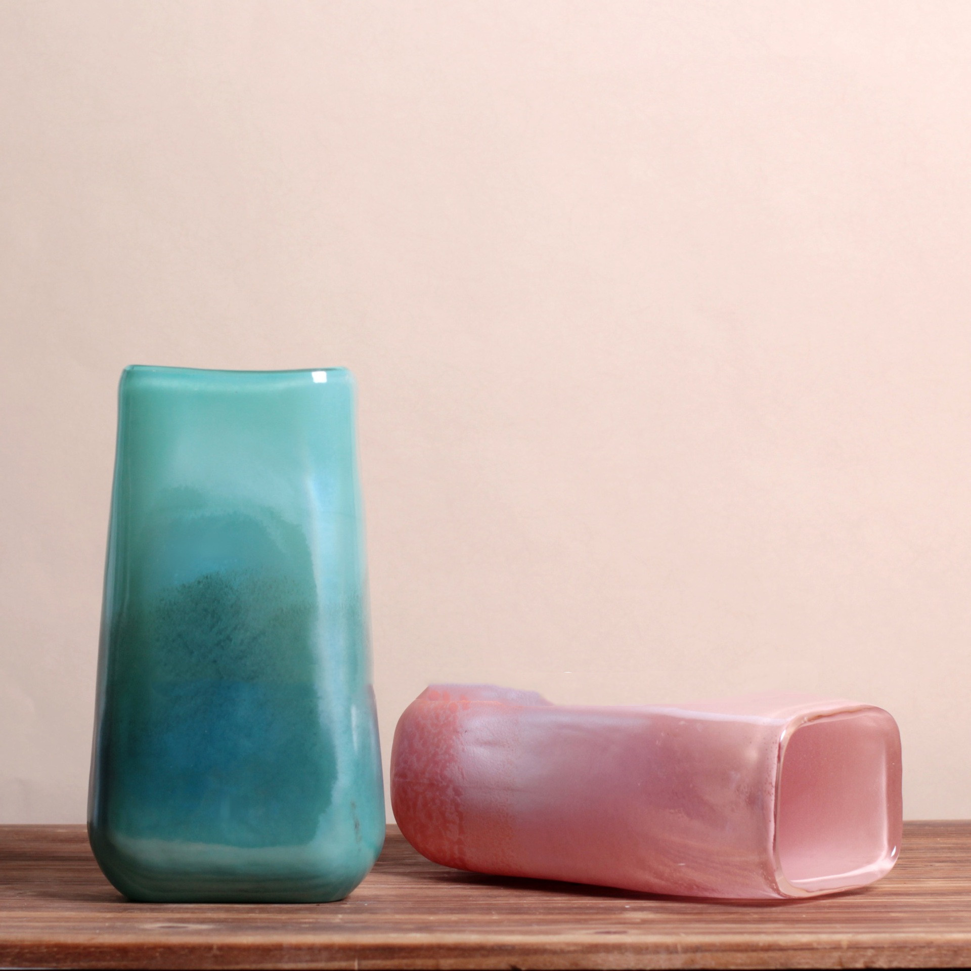 Creativity Green And Pi nk Gradual Pearlescent Vase