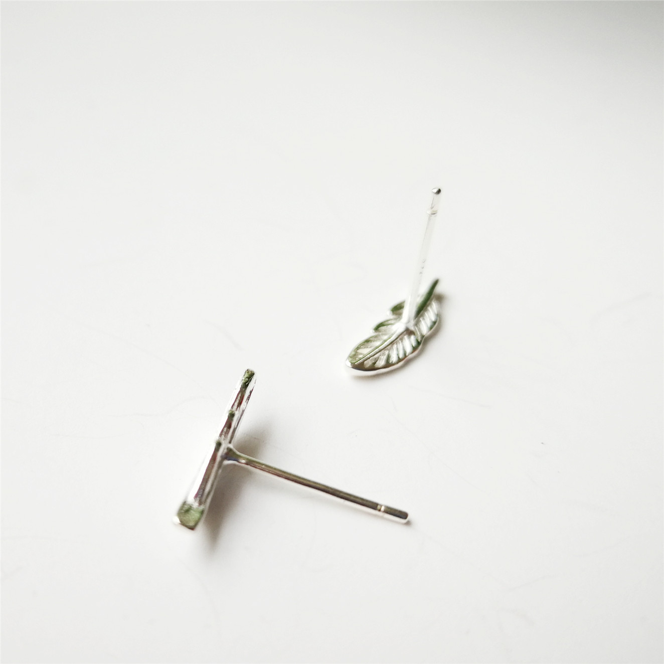 S925 Tremella Nail Female Sweet Little Feather Earrings Sen system Ear Trinket