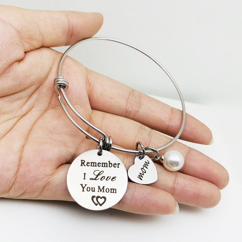 The New Keep Fucking Going Lettering Titanium Steel Bracelet Tag Can Be Adjusted