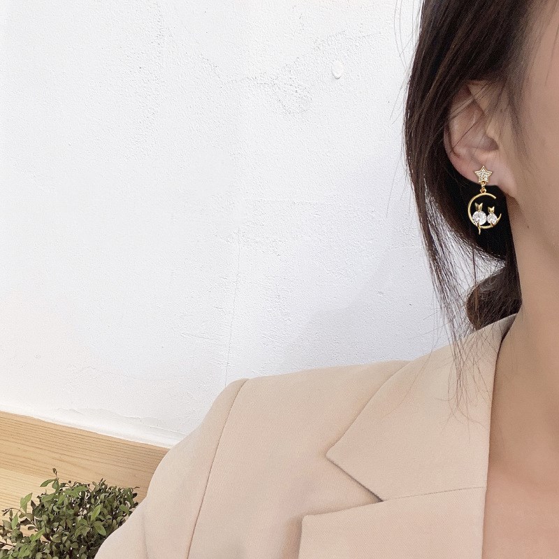 New Ins Style Sweet Temperament Flash Diamond Earrings