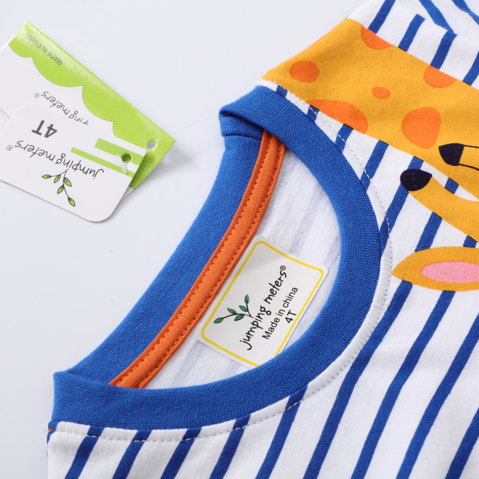 قميص أولاد نص كم بطبعة حيوانات