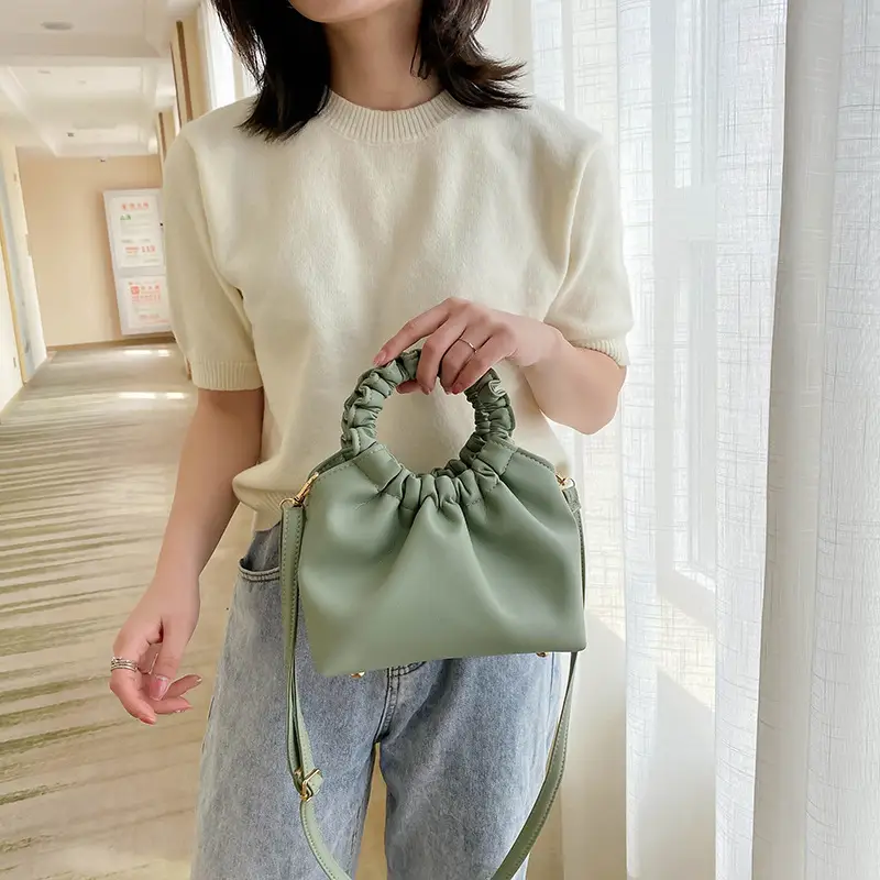 New Creative Large Capacity Net Red Pleated Handbag