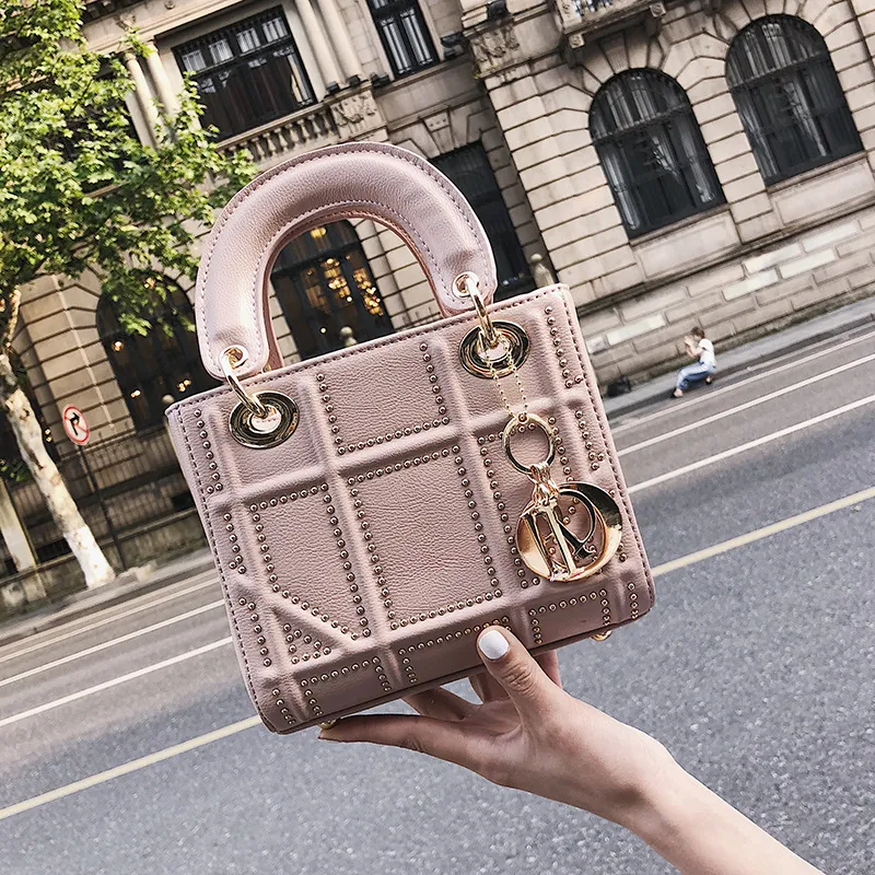Dai Fei Bag Rivet Small Square Bag Small Xiangfeng Portable Shoulder Bag - Pink