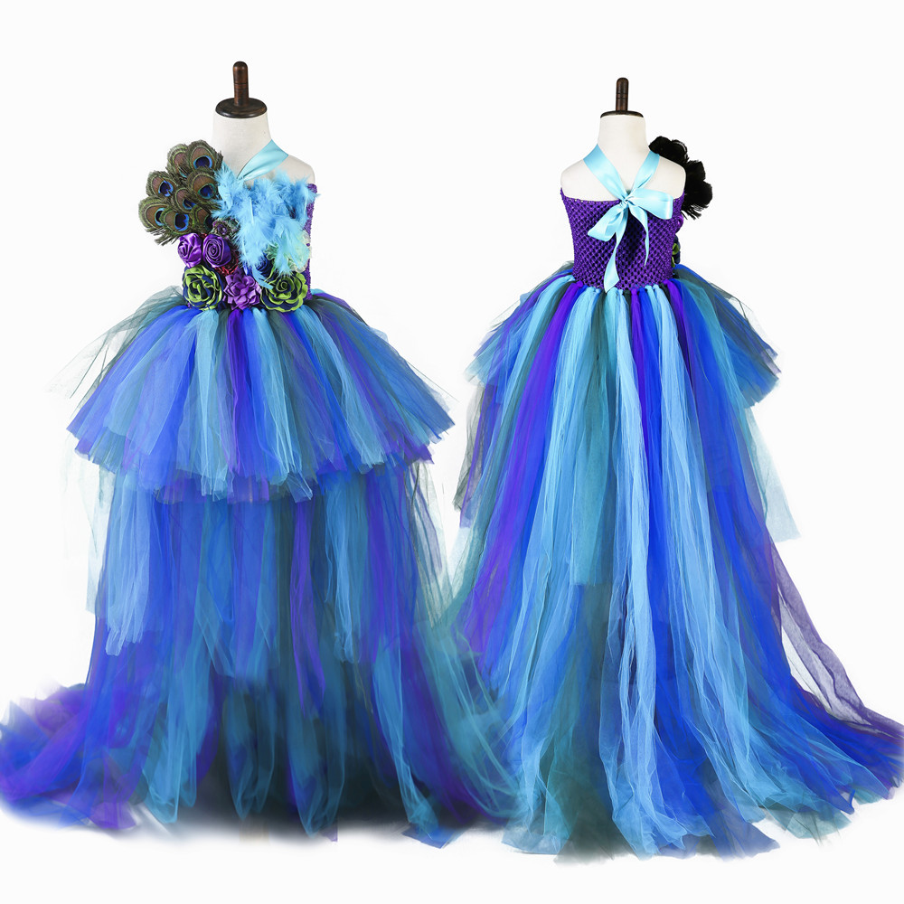 Exaggerated Dress With Peacock Feathers, Big Tail, Small Tail Skirt
