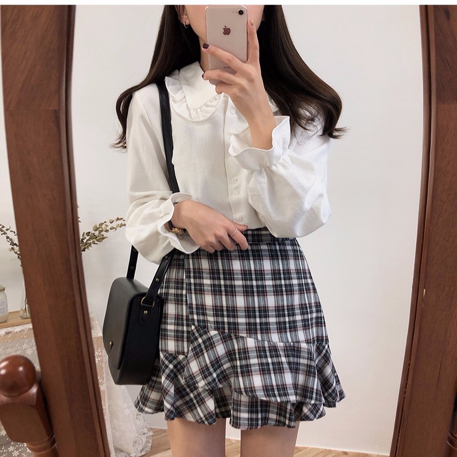 Loose And Versatile White Long Sleeve Shirt