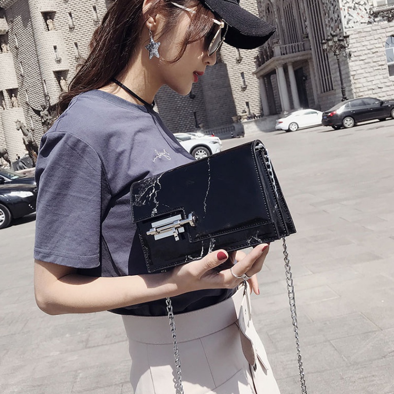 Chain Personalized Lock Versatile Messenger Bag