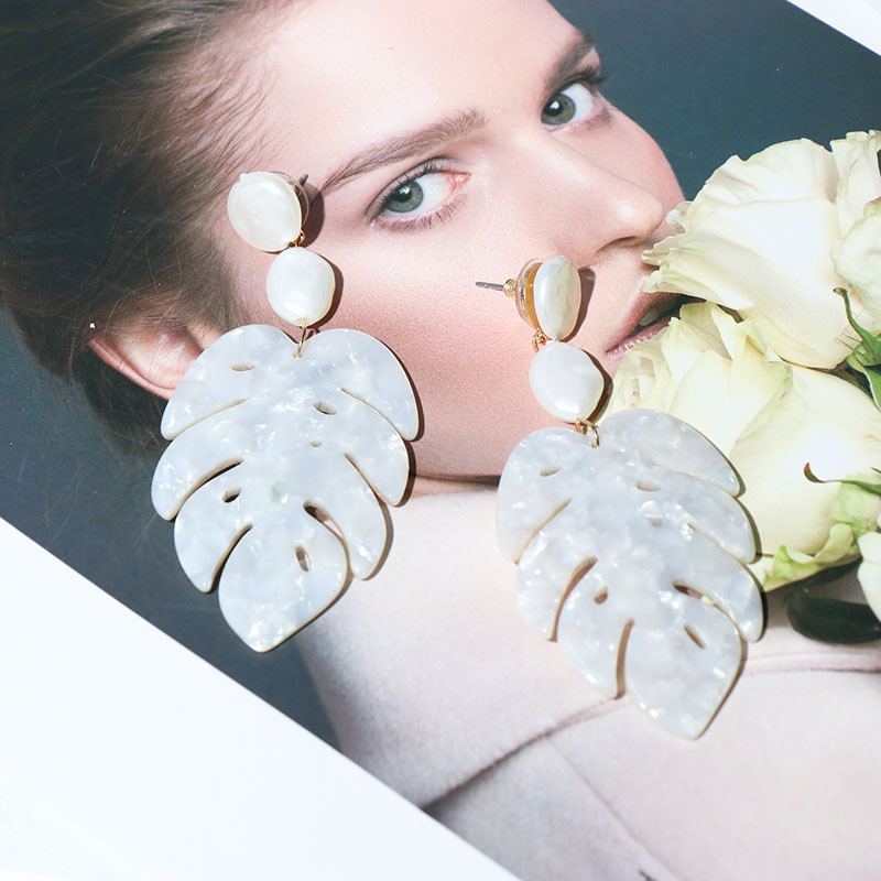Big Exaggerated Tassel Earrings Leaf-Shaped Pearls