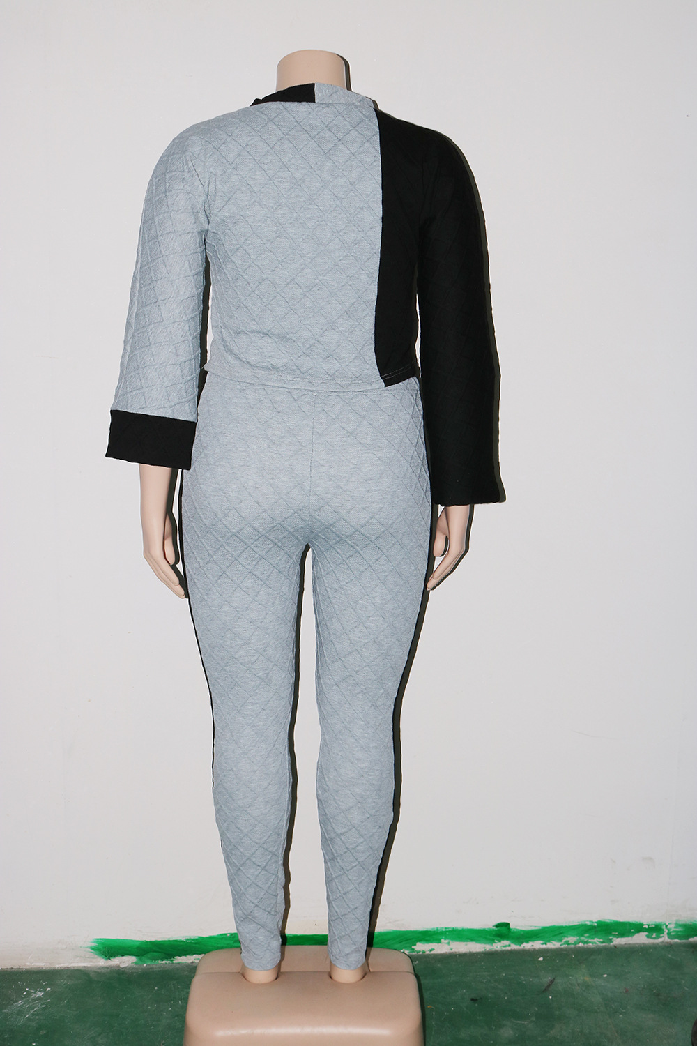 Women's Color Matching Diamond Sweater Trousers Suit