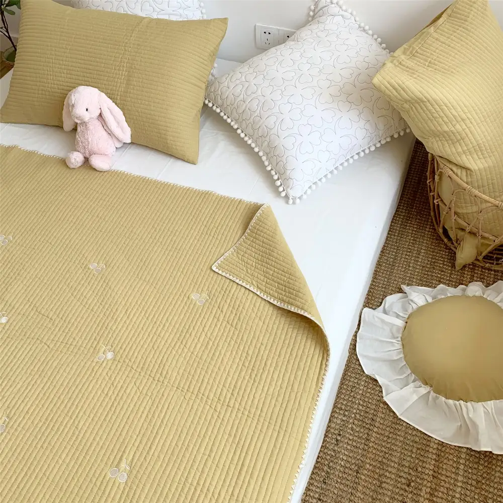 Three-Piece Cotton Quilted Sewing Quilt Bed Cover