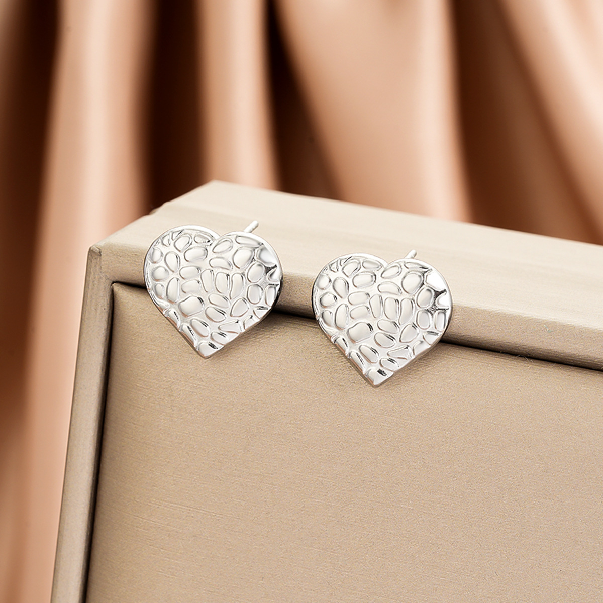 Style 11-1 Pair preview