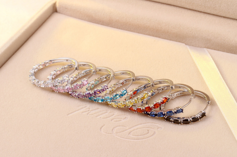 Oval zircon earrings Stylish zircon earrings