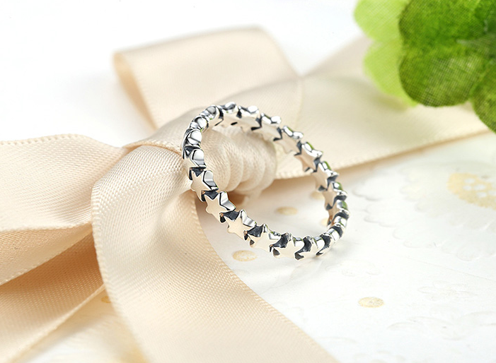 Star ring