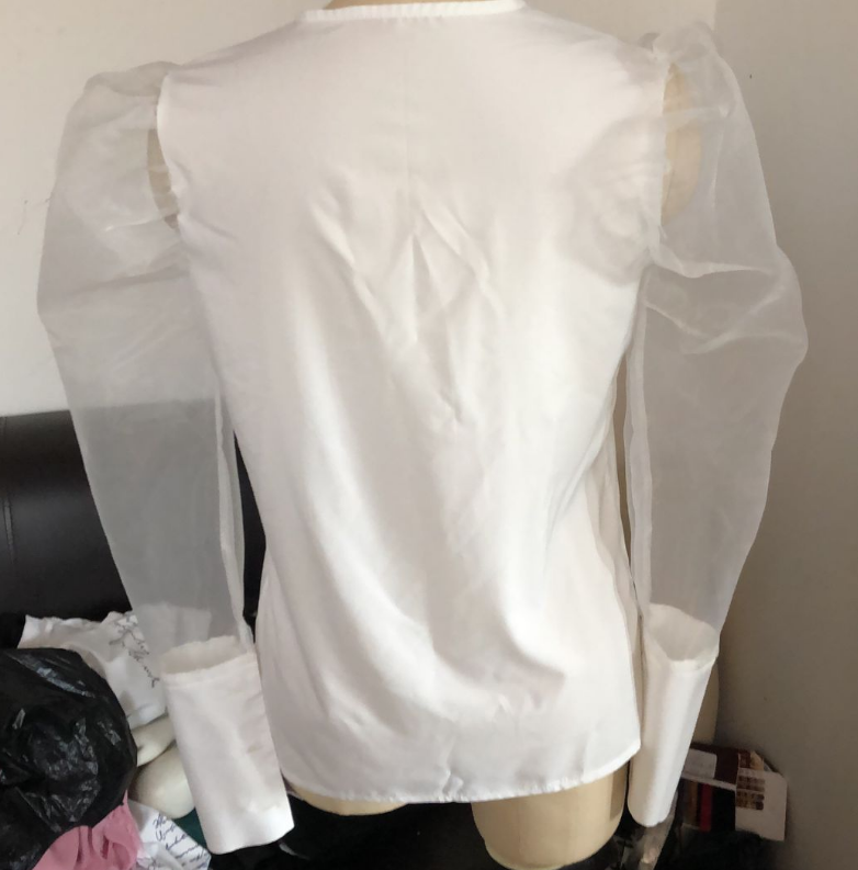 Puff sleeve long sleeve shirt