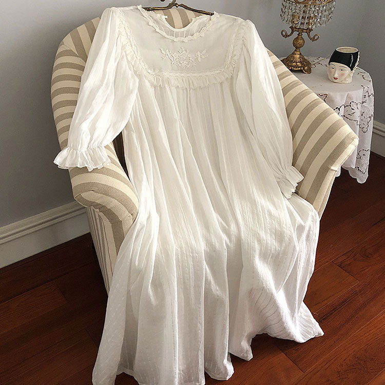 Pure cotton lace nightdress