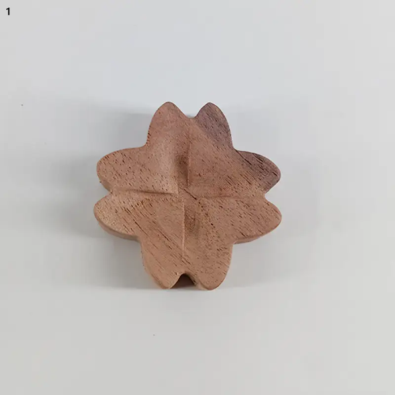 Creative carving car fragrance