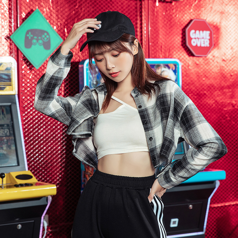 Short cropped casual lapel cardigan