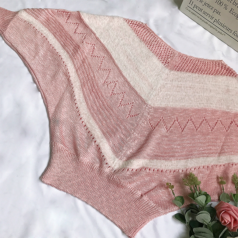 V-neck bat shirt sweater