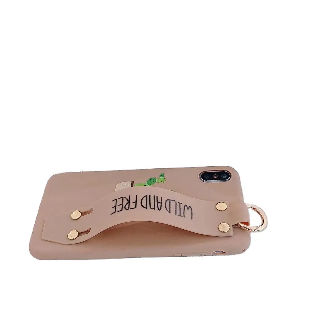 Wristband holder phone case – image 2