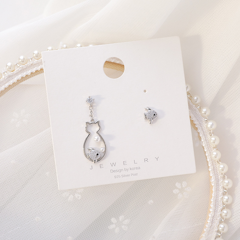 Little fish cat earrings