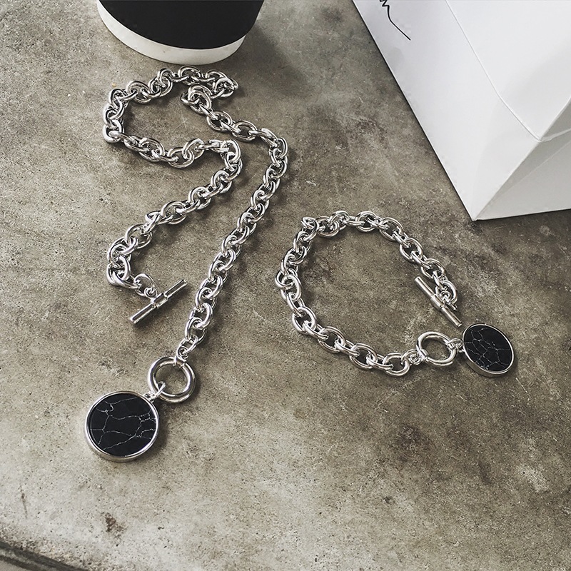 Marbled necklace and bracelet