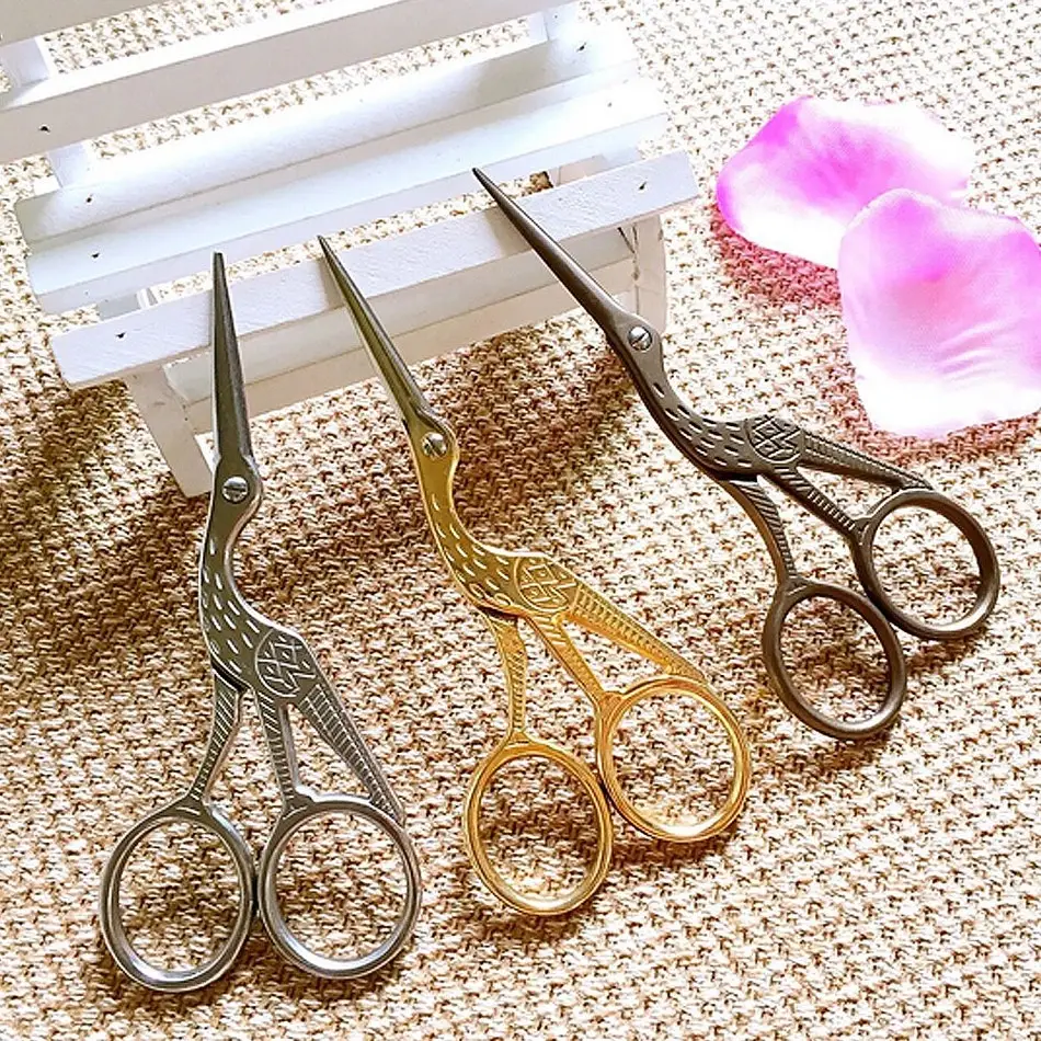 Crane type scissors