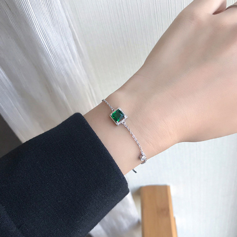 Zircon bracelet