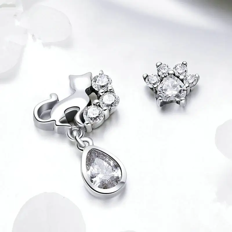 Vintage style cat earrings