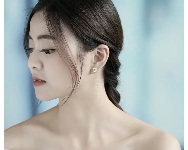 Daisy earrings