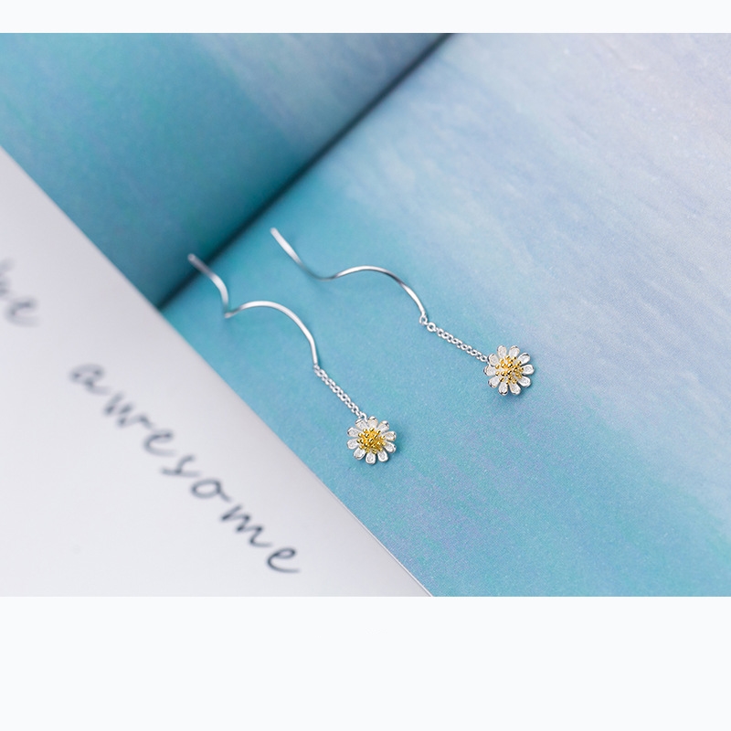 Daisy earrings