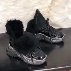 Heavy snow boots - Black - View 1