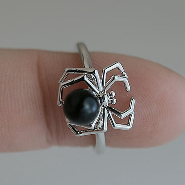 Personalized spider ring
