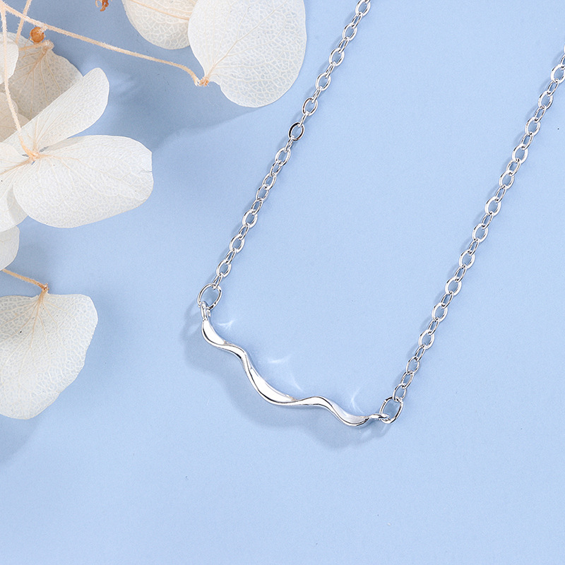 Shoreline Wave Necklace