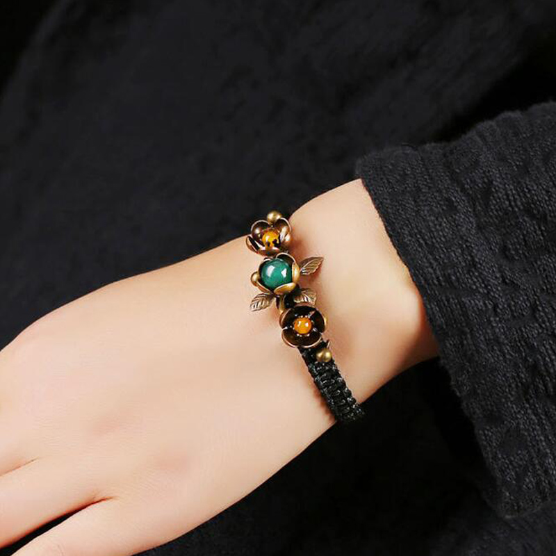 Female original design flower retro bracelet