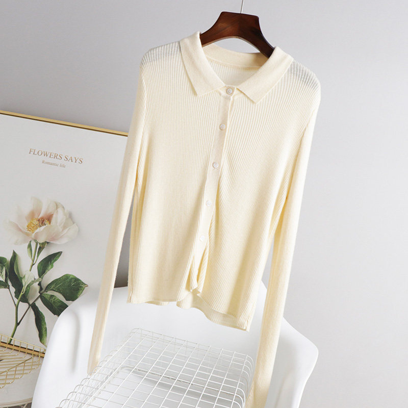 Single-breasted knitted cardigan