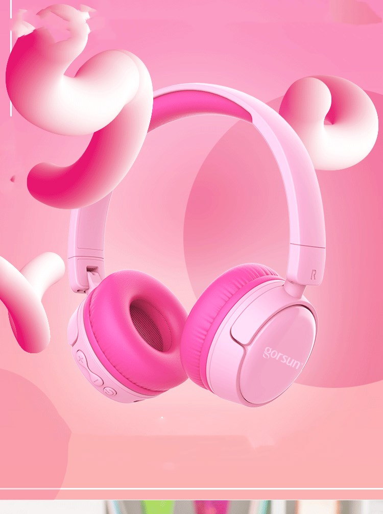 Folding children’s headset with wheat