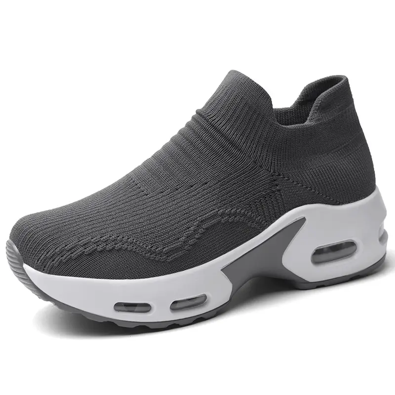 Flat casual shoes